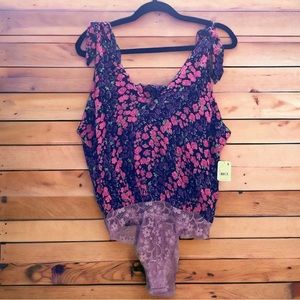 Free People Intimately Bare It All Bodysuit Party Combo Women's  NWT sz Small‎